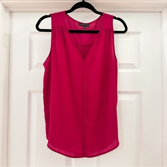 Adrianna Papell Sheer Sleeveless Chiffon Top Fuchsia sz Small - Picture 1 of 4